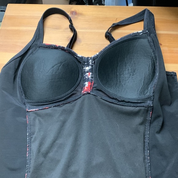 Point Zero Tankini Top, Adjustable Straps, No wires, Front Ruching Size 12D - Picture 4 of 8